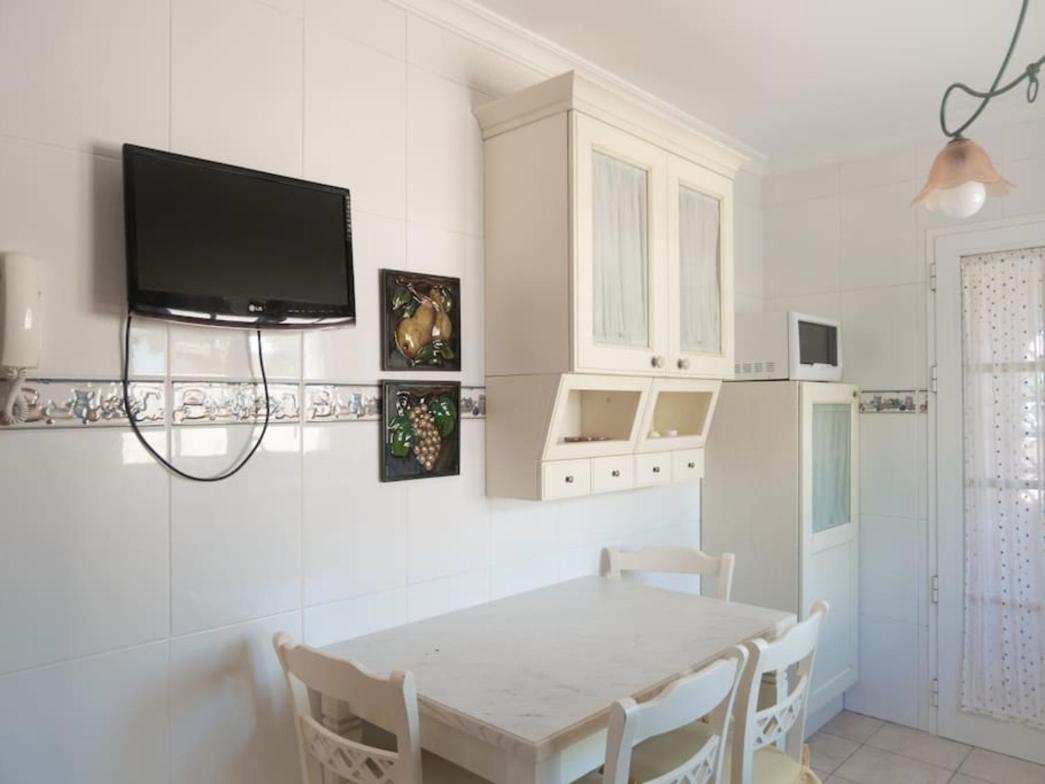 Holiday Villa Vergel With Huge Private Pool, Jacuzzi, Sauna & Bbq By Amazzzing Travel Caleta De Fuste Exteriör bild